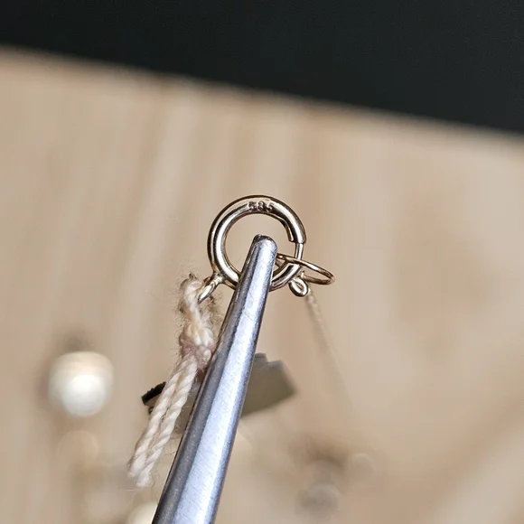 14k Gold Spinel Necklace 16 Inch